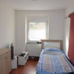 Schlafzimmer 2, OG
