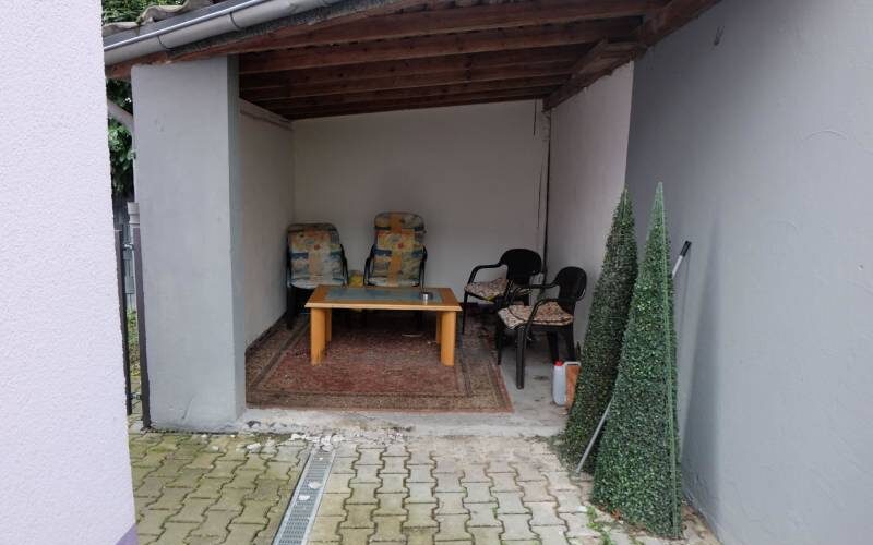 überdachter Freisitz