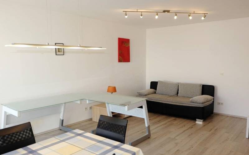 kompl. Möblierung inkl.