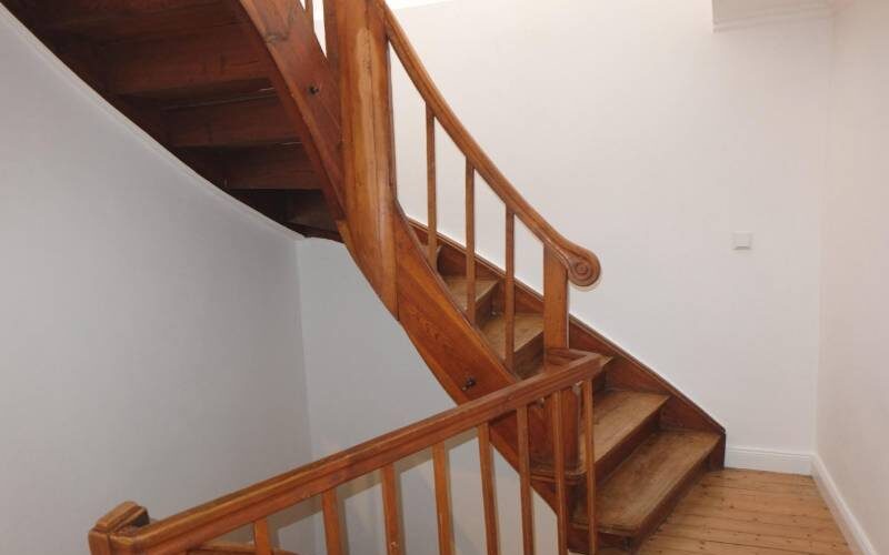 Treppe zum DG