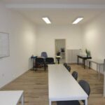 Raum 1 mit Schaufenster