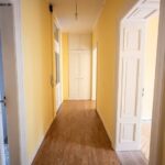 Flur mit Einbauschrank