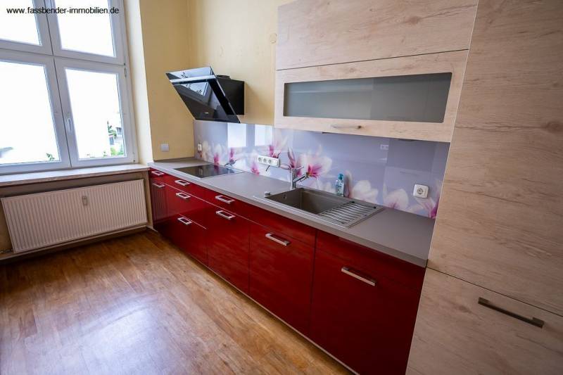 Trier-Stadt, 4 ZKB Altbauwohnung mit Einbauküche u. kleinem Balkon. - Foto 4