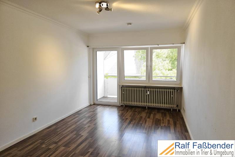 Trier-Ost, Appartement mit Singleküche u. Loggia ab sofort zu vermieten. - Photo 1