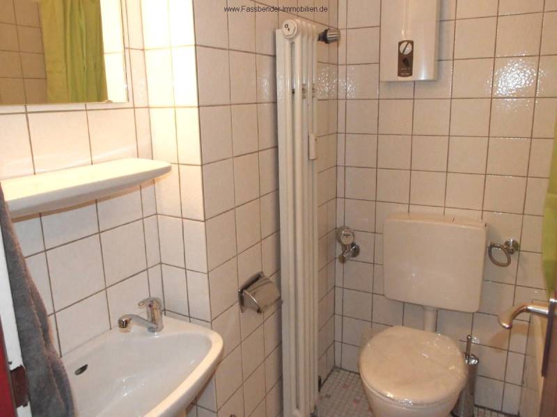 Trier-Ost, Appartement mit Singleküche u. Loggia ab sofort zu vermieten. - Photo 4