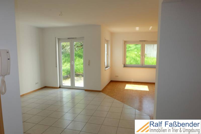 Trier-Zewen, moderne 2 ZKB mit Einbauküche und Terrasse ab sofort zu vermieten.. - Photo 1