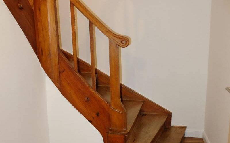 Treppe zum 1. OG