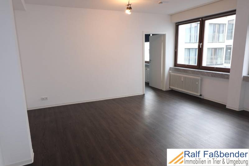 Trier-Innenstadt, 2 Zimmer Wohnung mit Singleküche und Loggia. - Foto 2